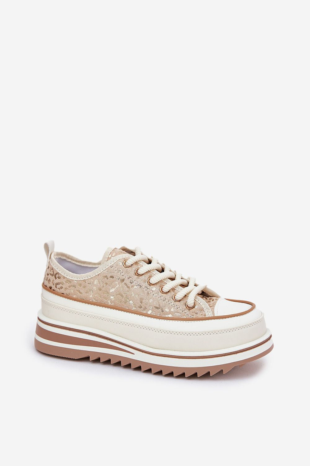  Tenişi model 211353 Step in style 