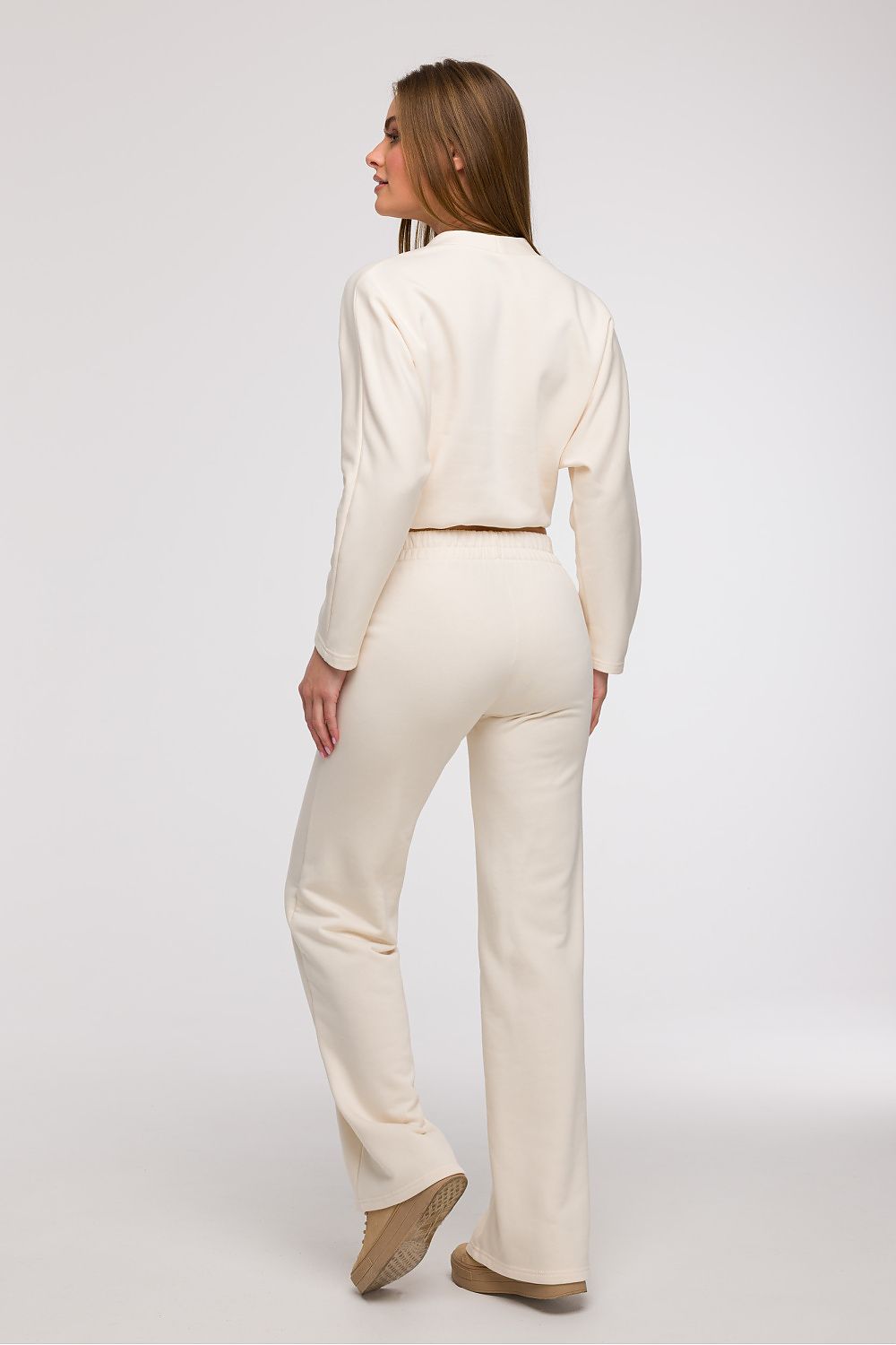  Pantaloni de trening model 211508 BeWear 