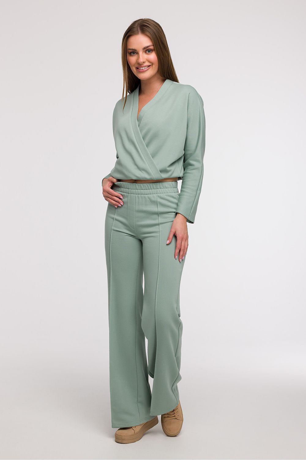  Pantaloni de trening model 211510 BeWear 