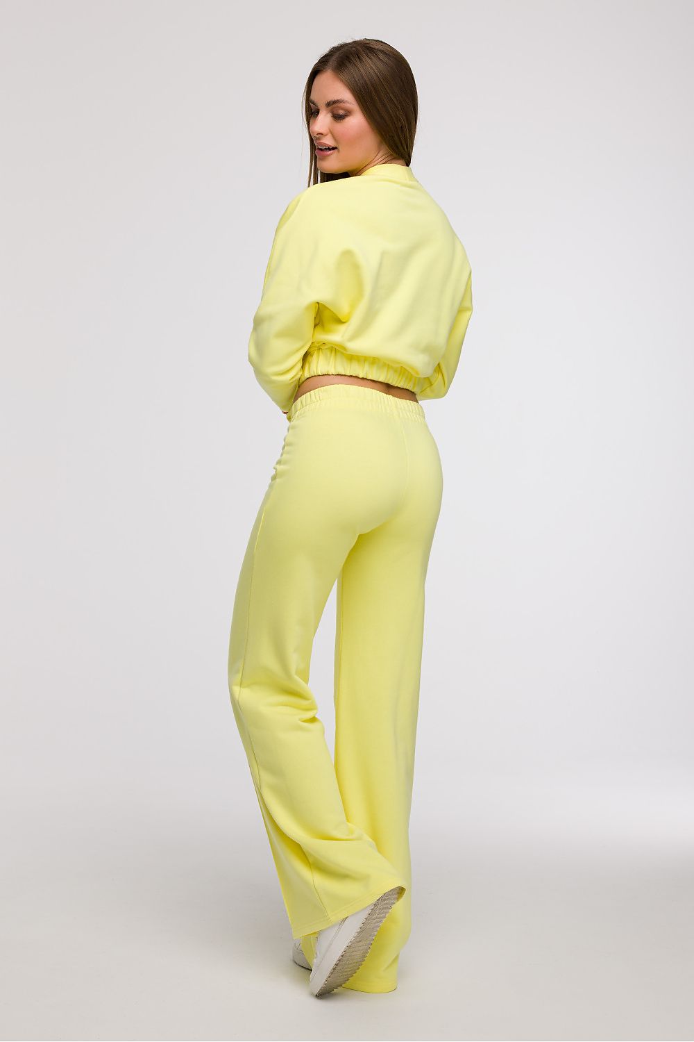  Pantaloni de trening model 211512 BeWear 