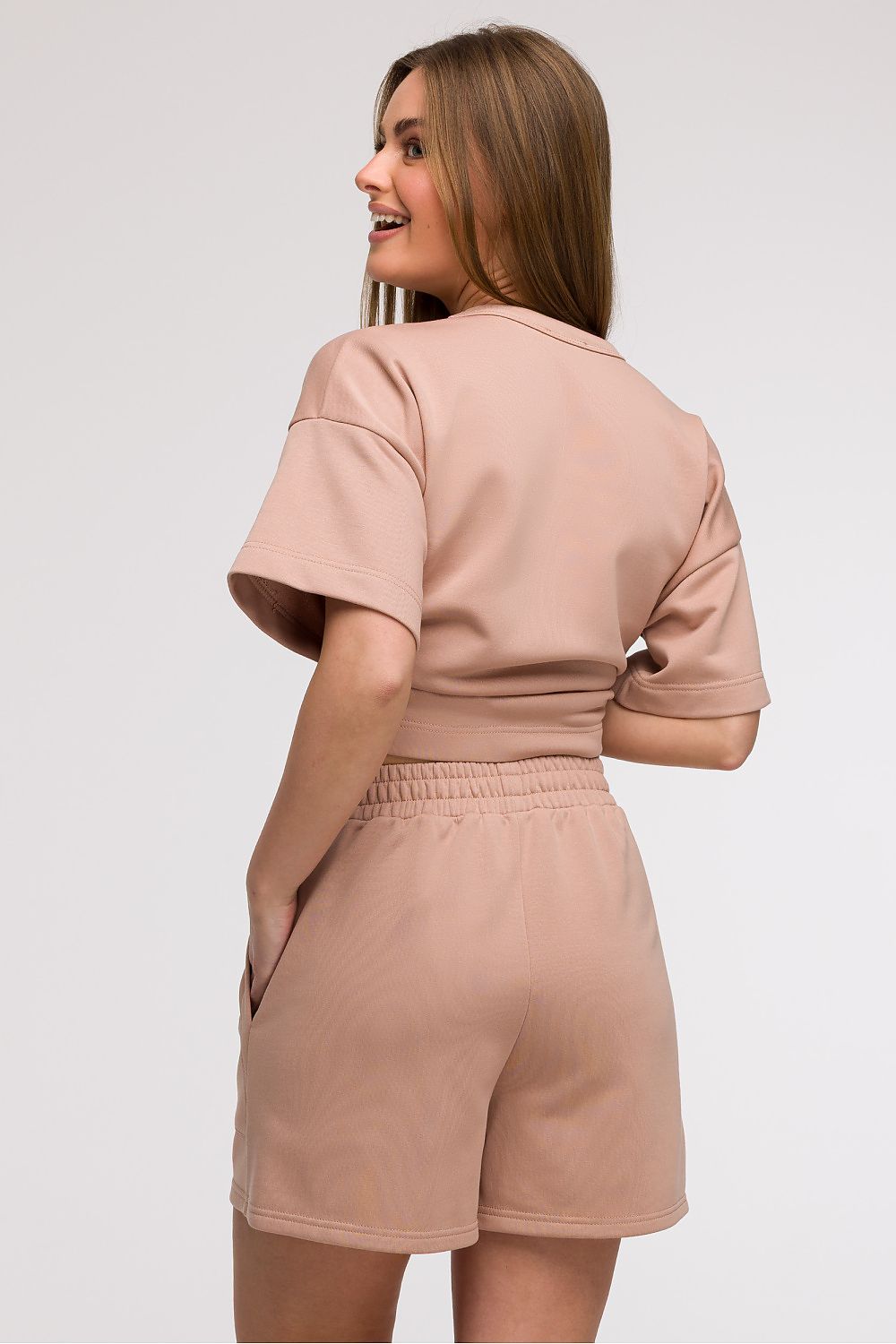 Pantaloni scurţi model 211514 BeWear 