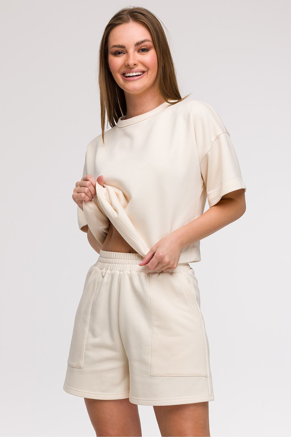 Pantaloni scurţi model 211518 BeWear 