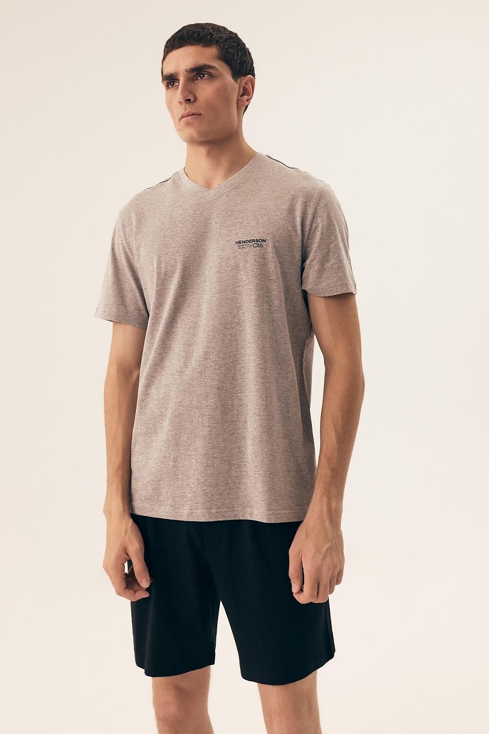  Pantaloni scurţi model 211661 Henderson 
