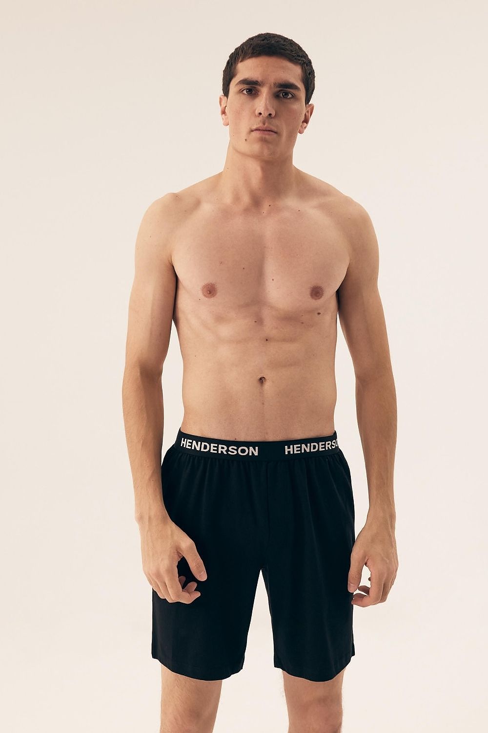  Pantaloni scurţi model 211661 Henderson 