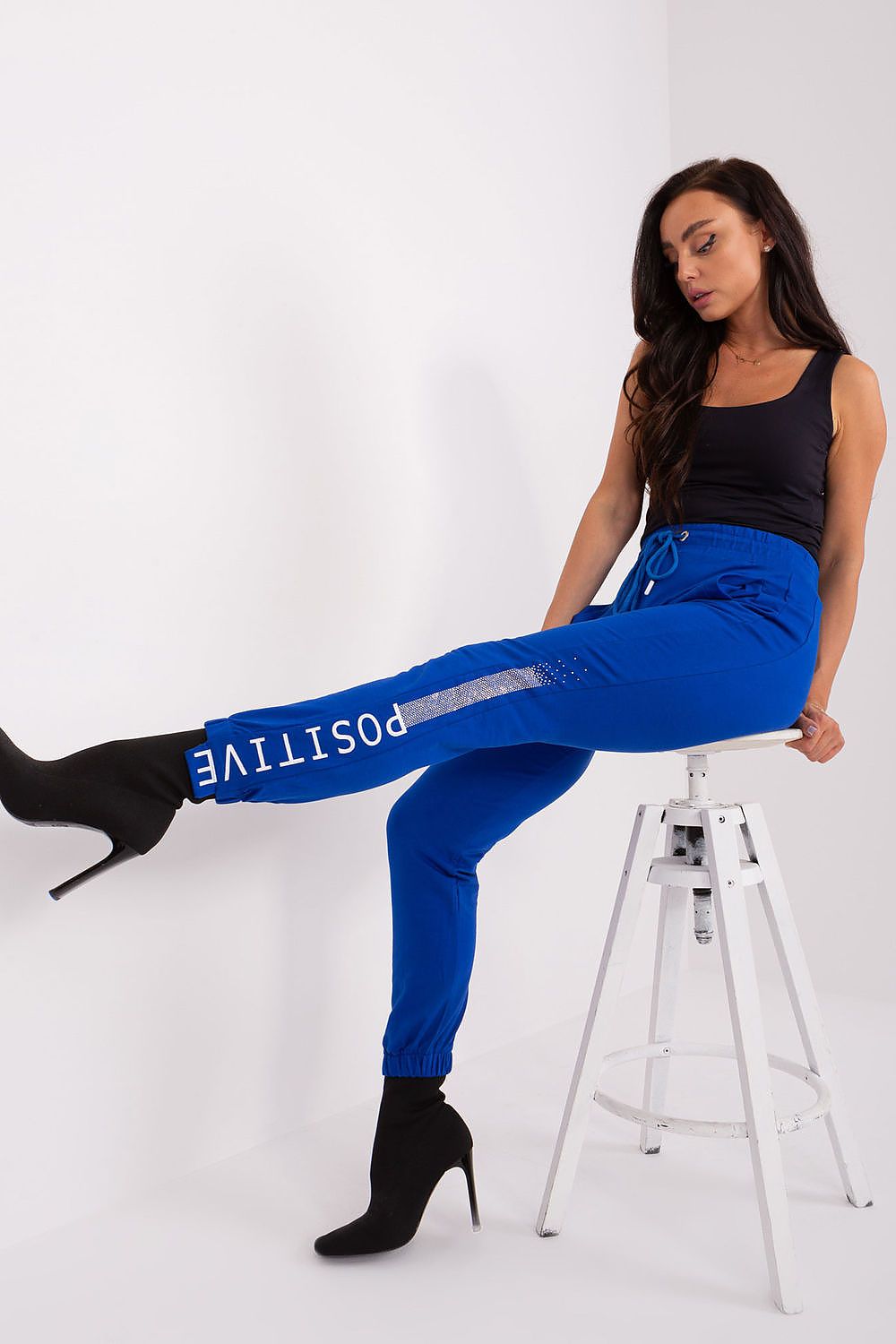  Pantaloni de trening model 211742 Relevance 