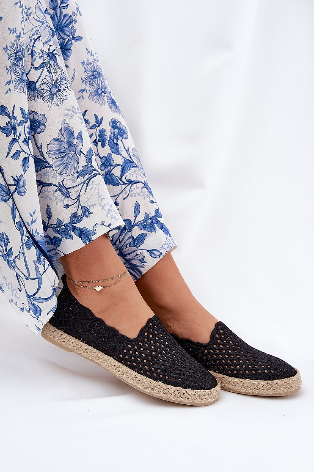  Espadrile model 211852 Step in style 