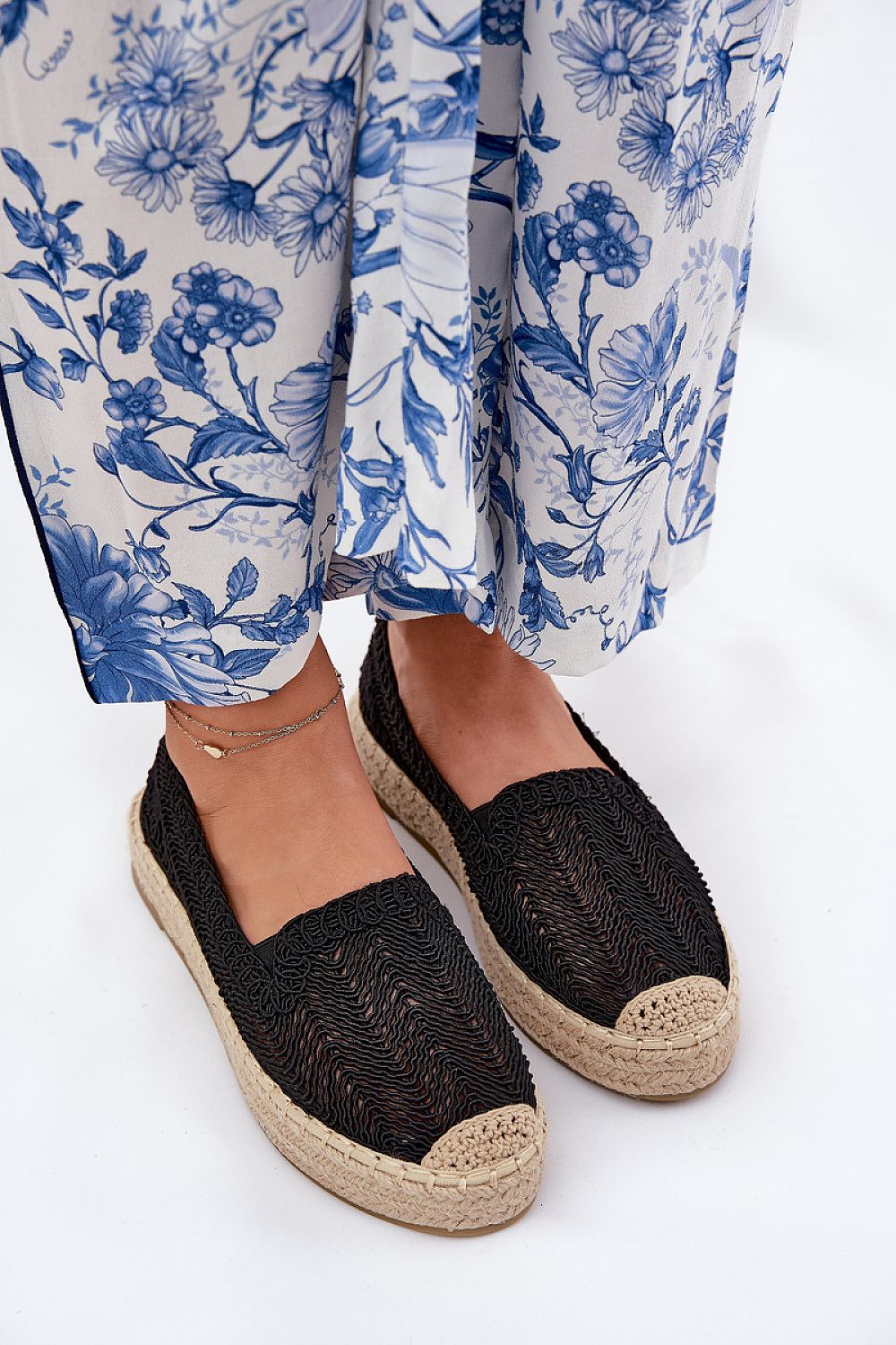  Espadrile model 211855 Step in style 