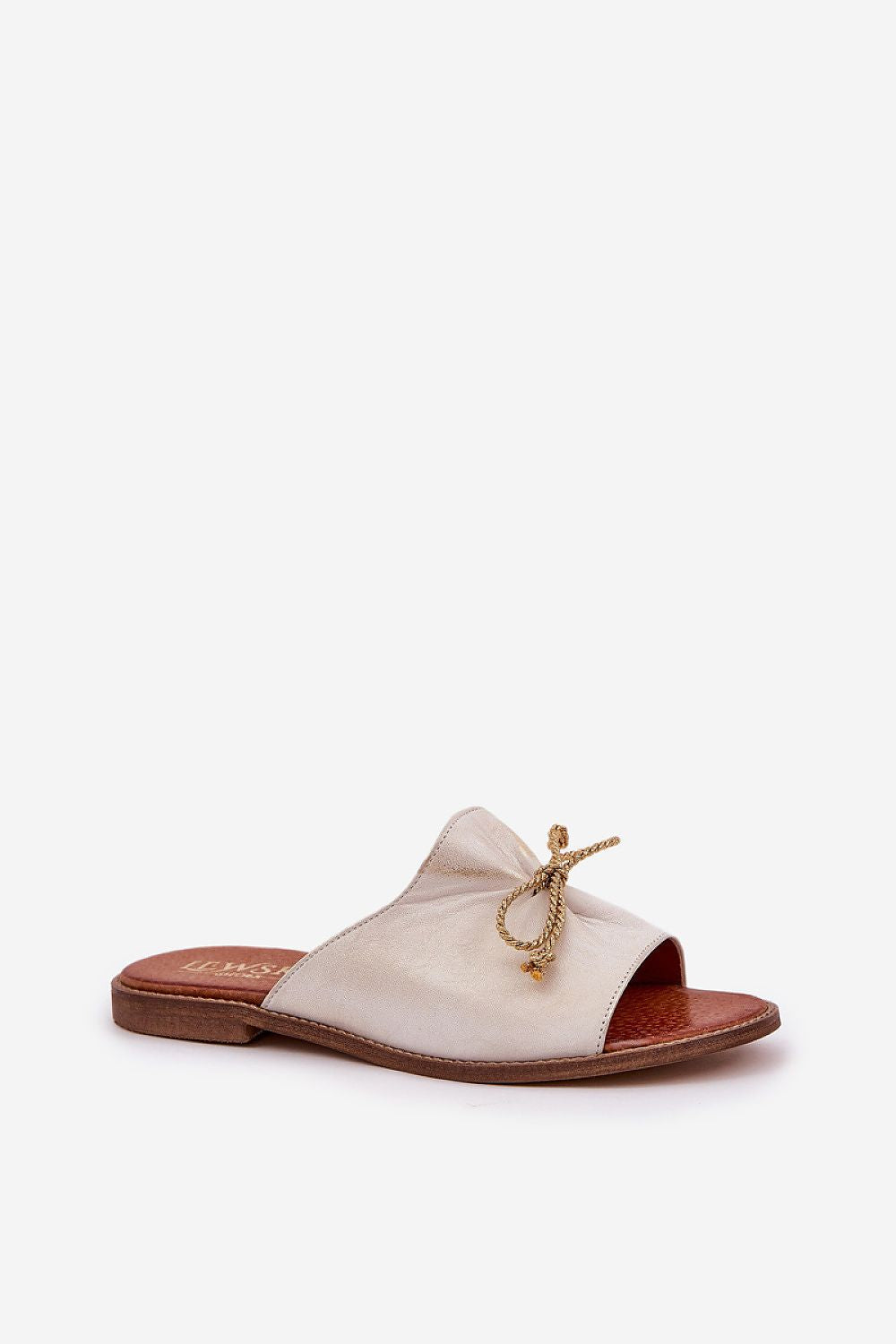  Şlapi model 211972 Step in style 