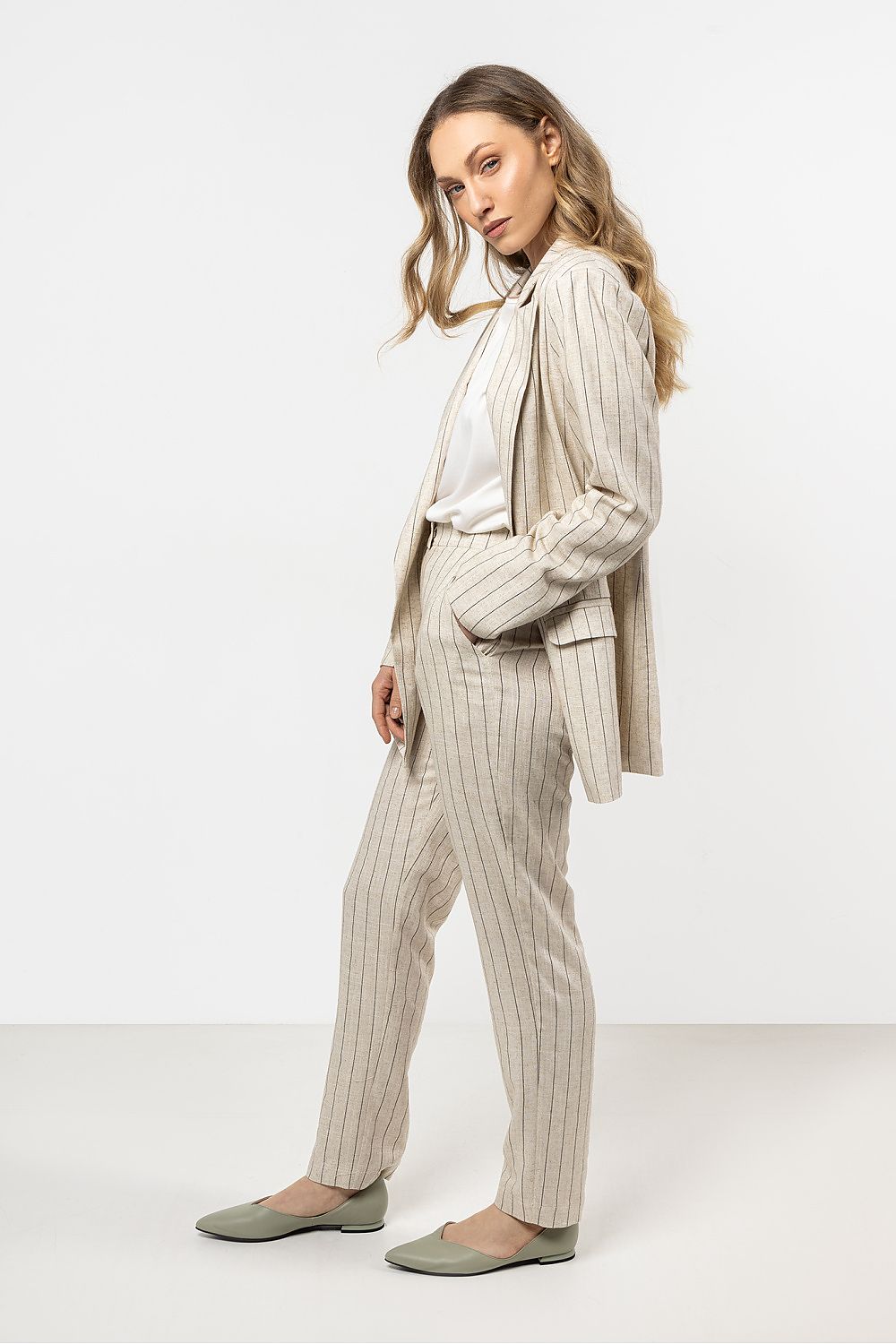  Pantaloni de damă model 212185 awama 