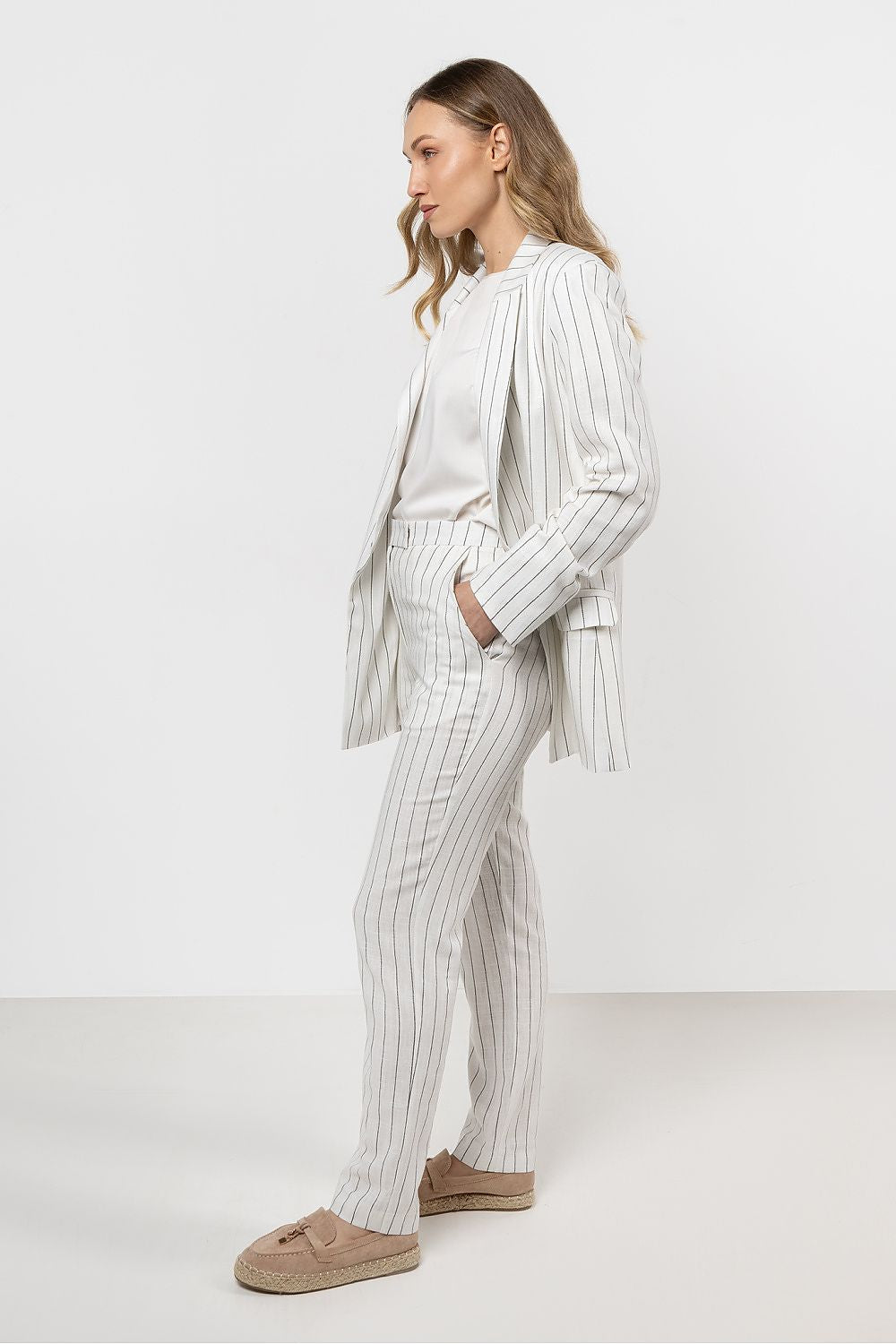  Pantaloni de damă model 212251 awama 
