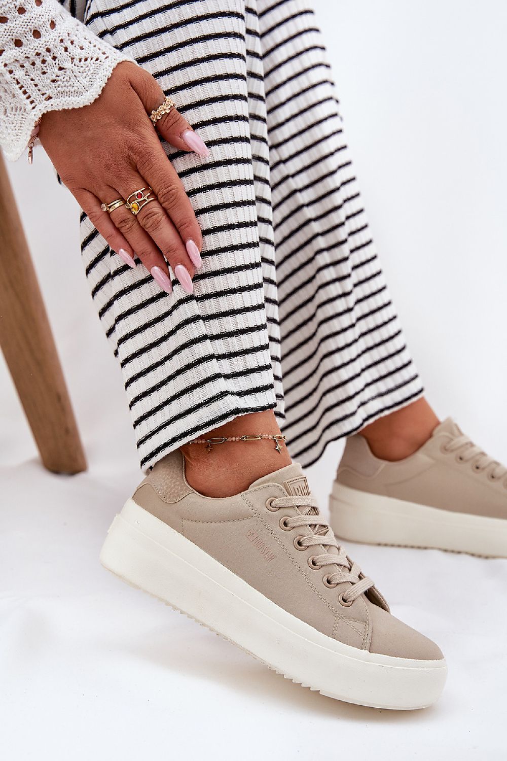  Adidași cu platformă model 212726 Step in style 