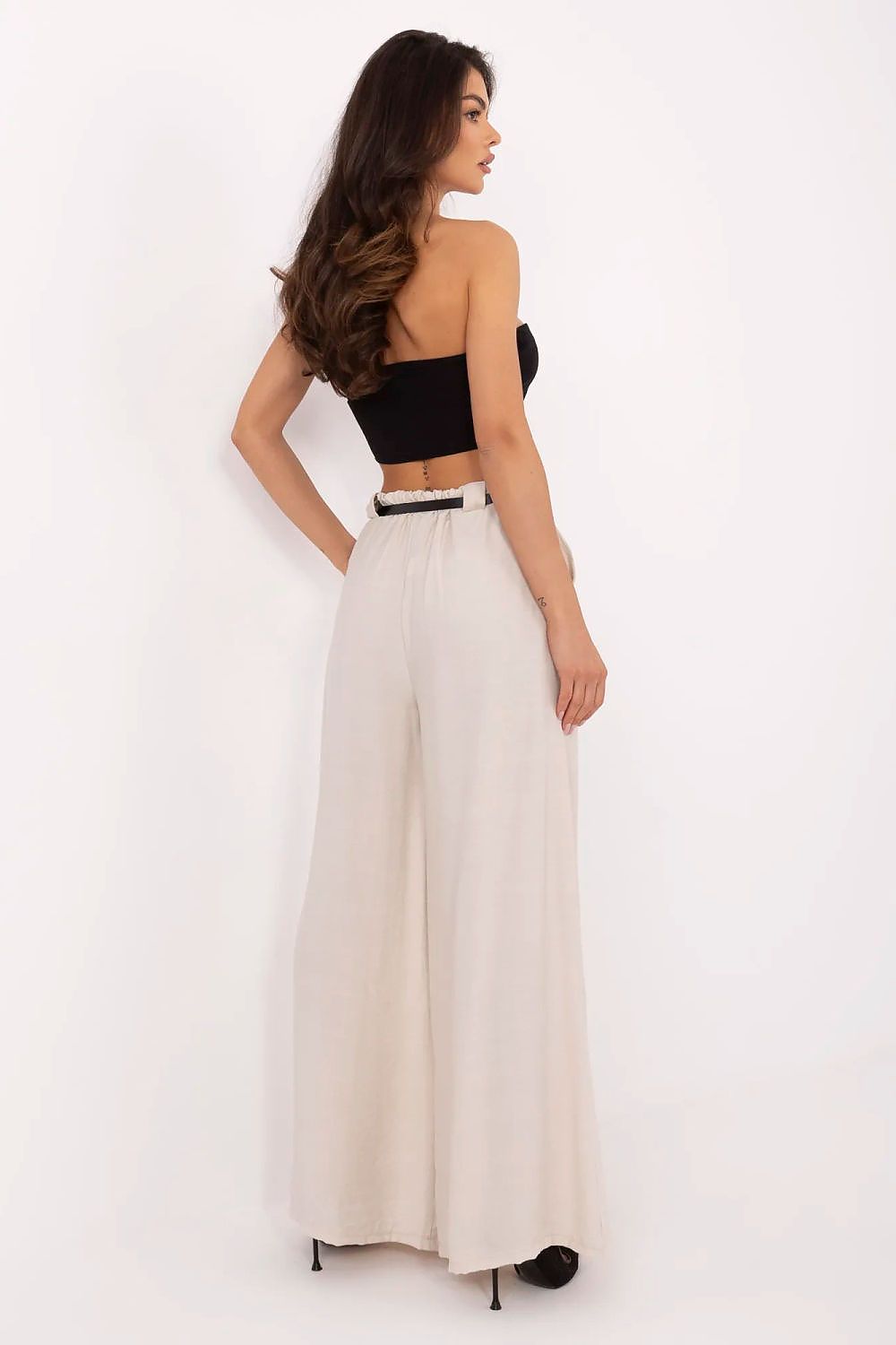  Pantaloni de damă model 213060 Italy Moda 