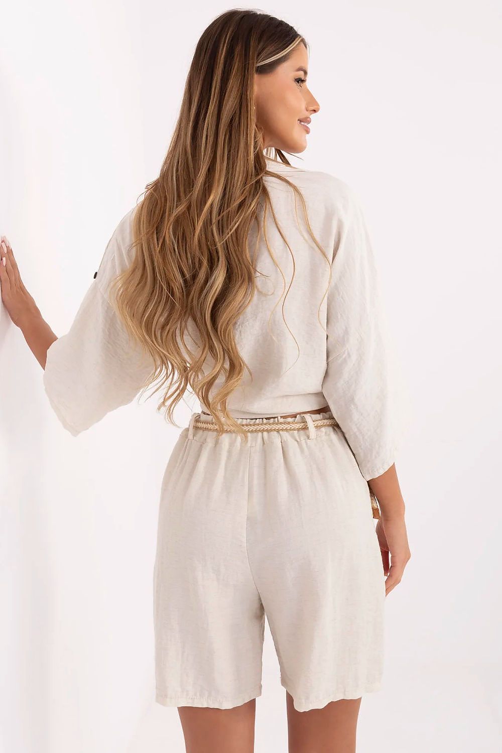 Pantaloni scurţi model 214048 Italy Moda 