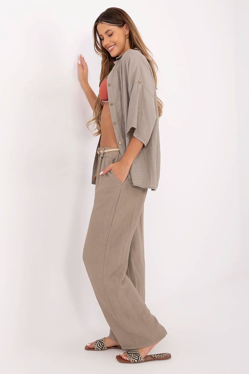  Pantaloni de damă model 214060 Italy Moda 