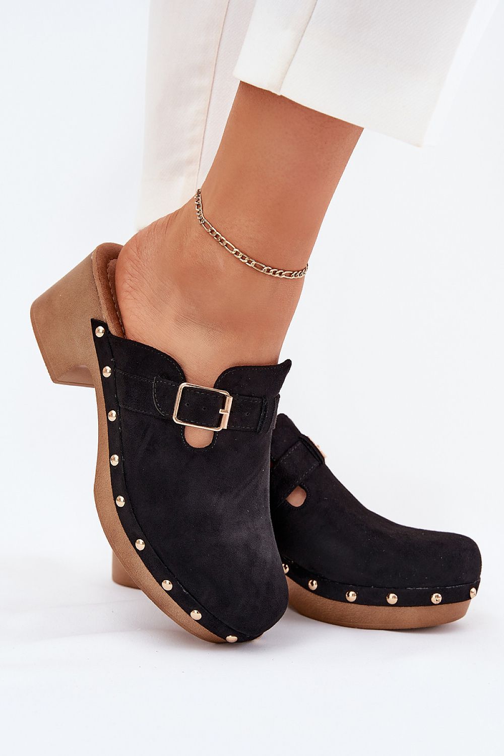  Şlapi model 214126 Step in style 