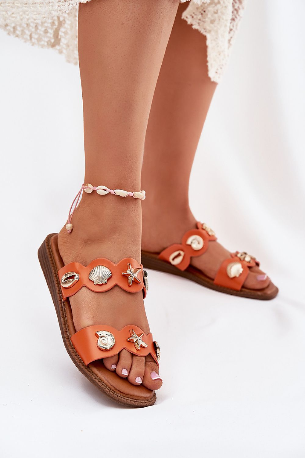  Şlapi model 214139 Step in style 