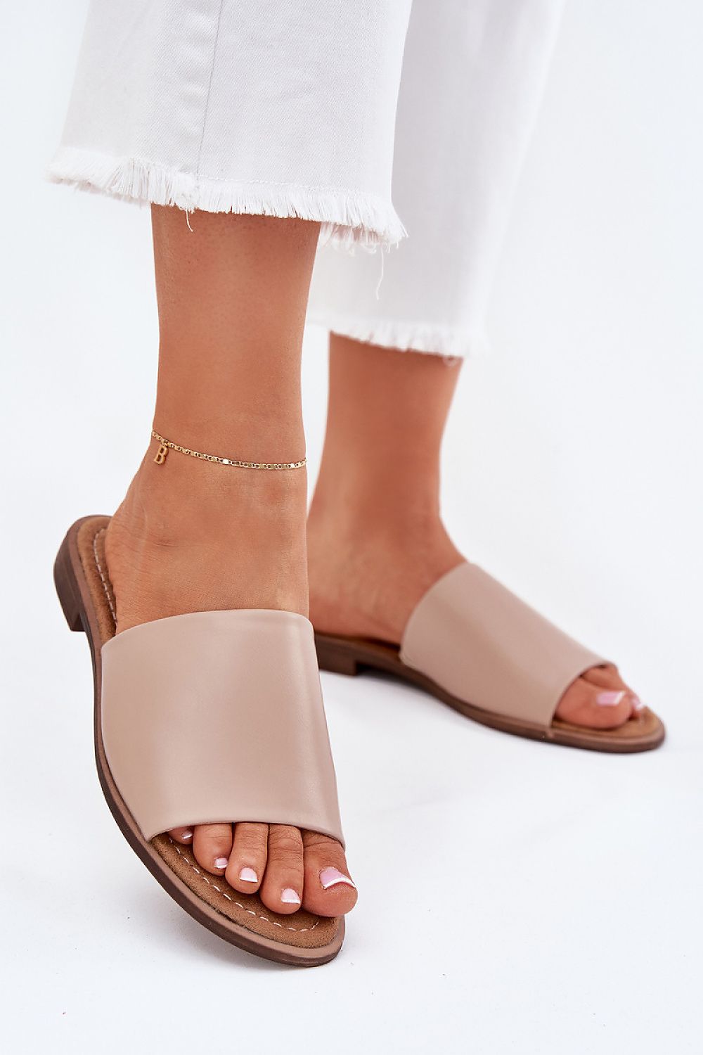  Şlapi model 214374 Step in style 