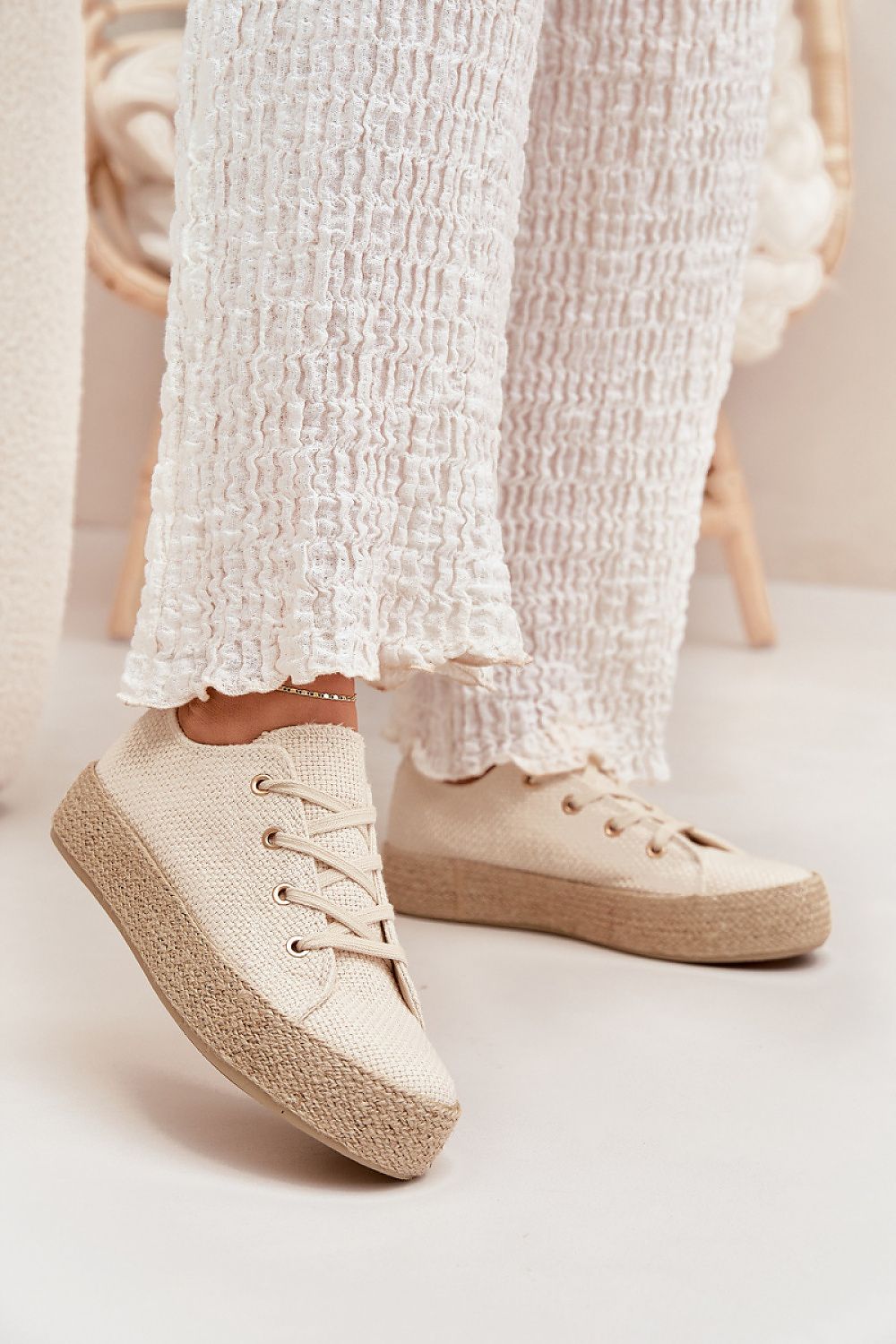  Tenişi model 214399 Step in style 