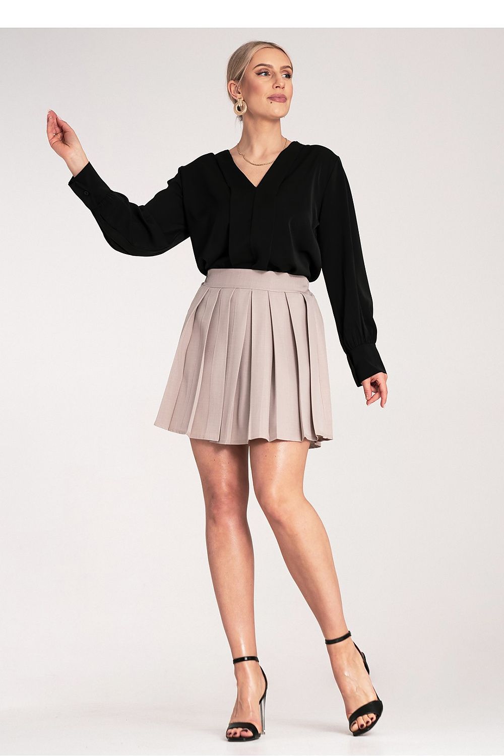  Fustă scurtă model 214842 Figl 