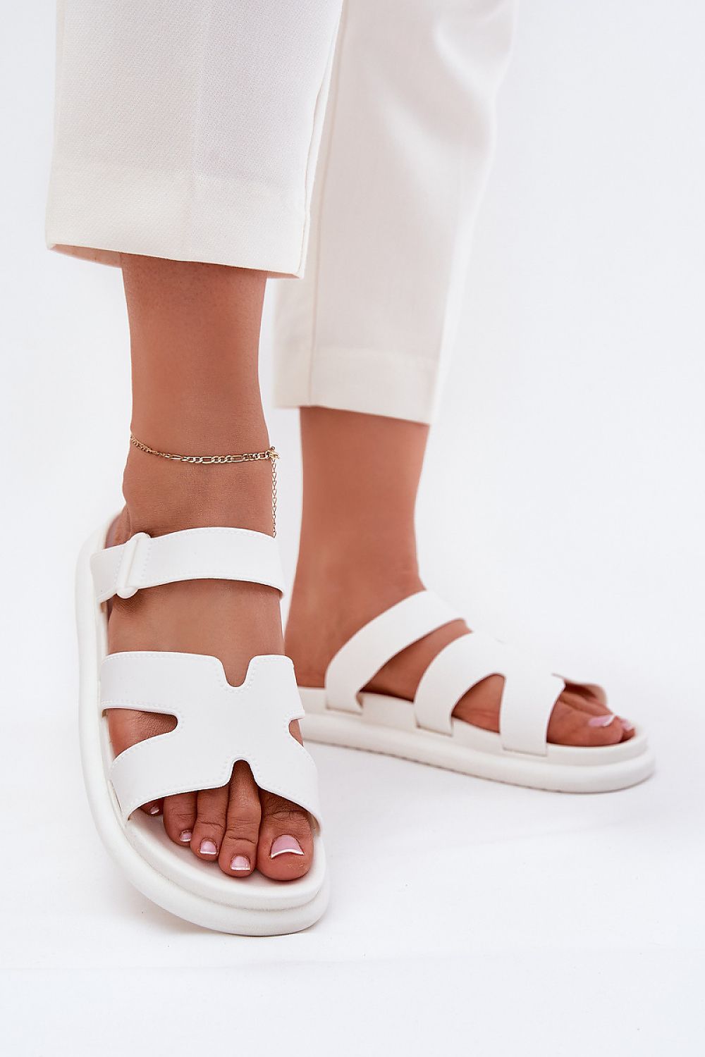  Şlapi model 215163 Step in style 