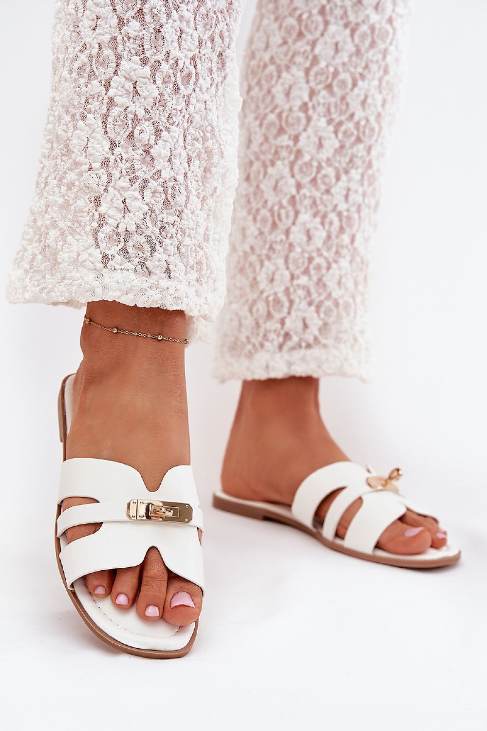  Şlapi model 215666 Step in style 