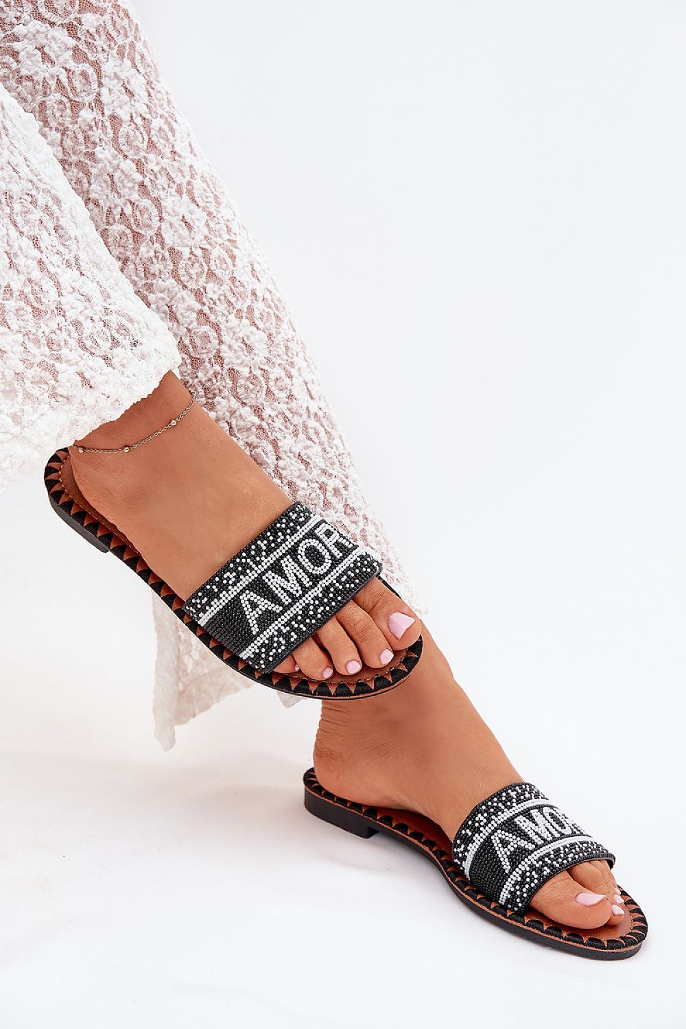  Şlapi model 215740 Step in style 