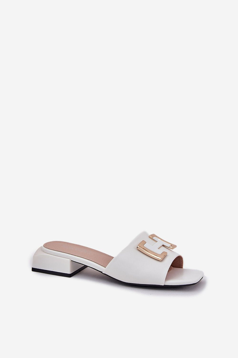  Şlapi model 215982 Step in style 