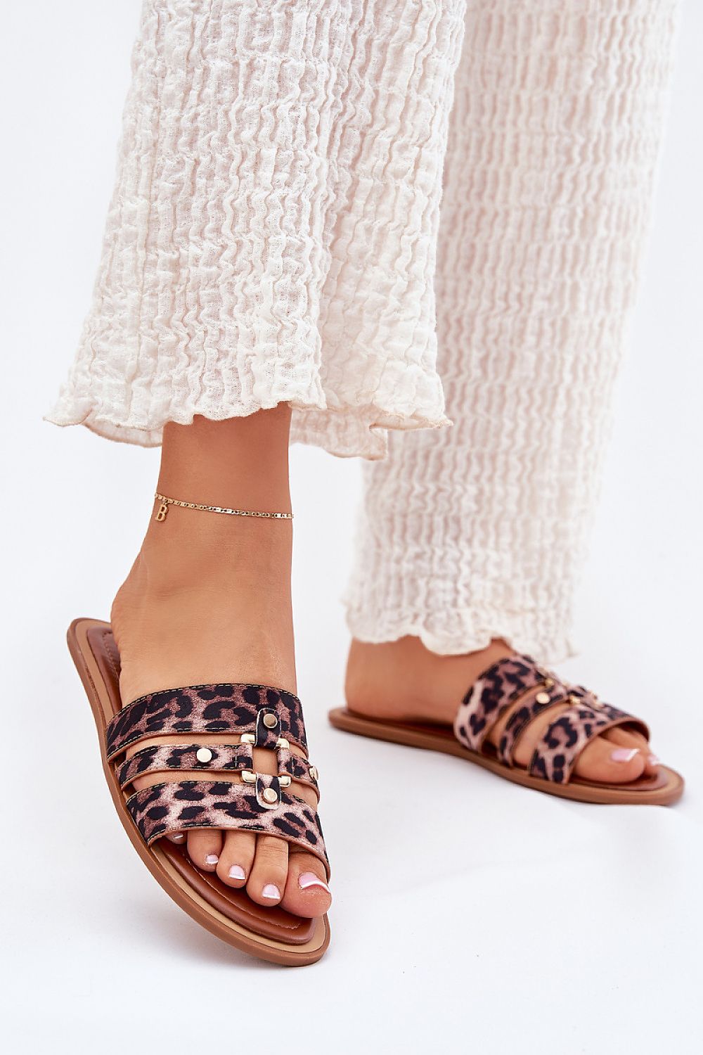  Şlapi model 215984 Step in style 