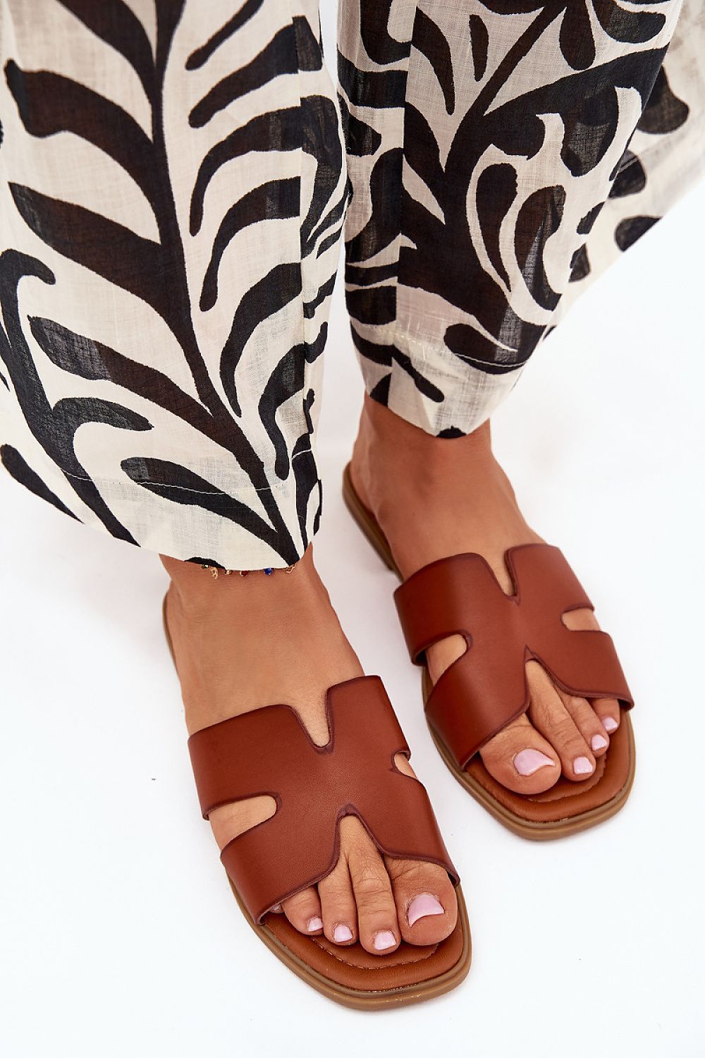  Şlapi model 216119 Step in style 