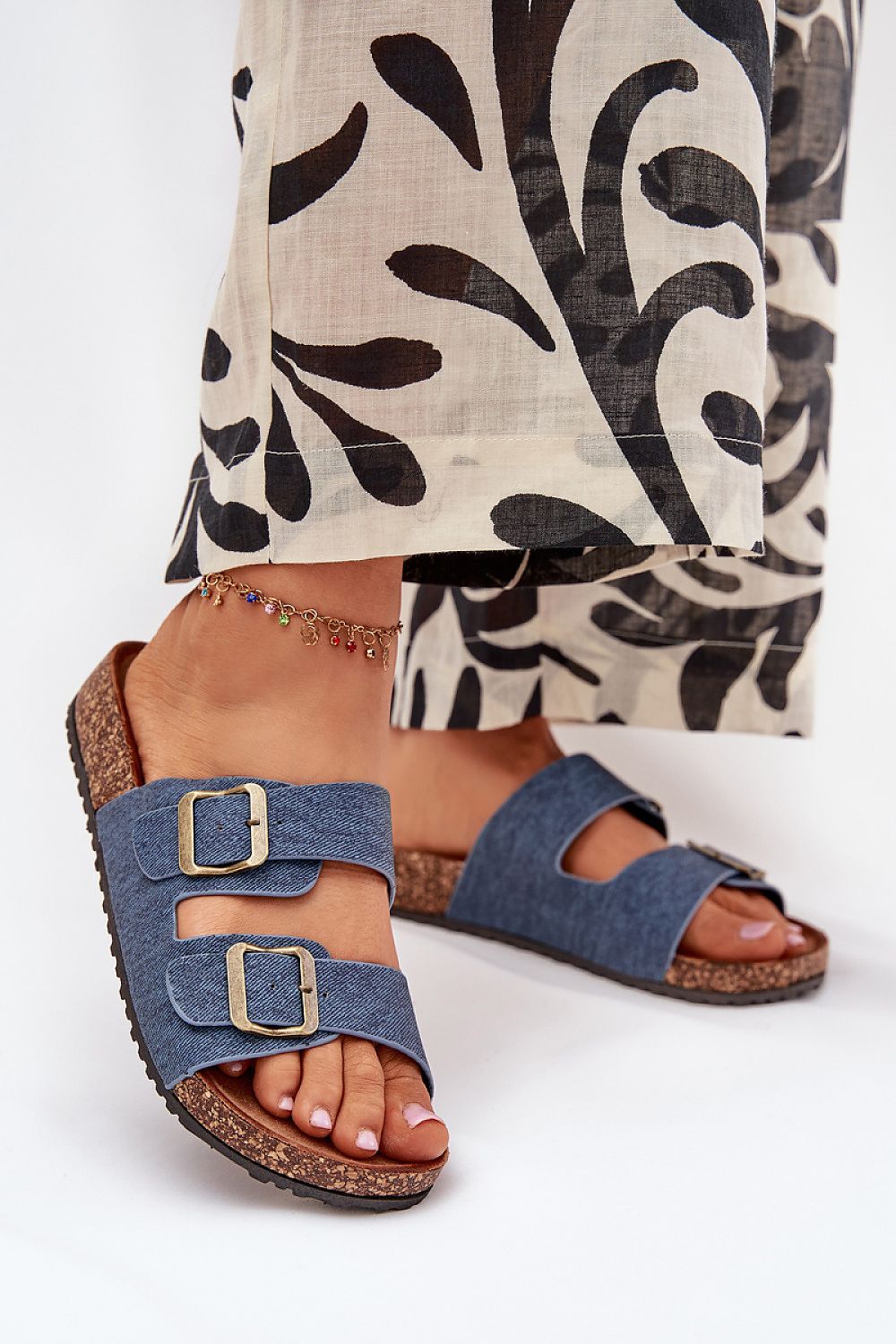  Şlapi model 216120 Step in style 