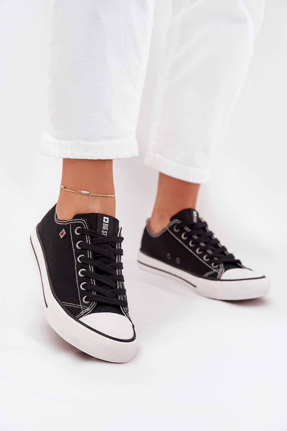  Tenişi model 216375 Step in style 