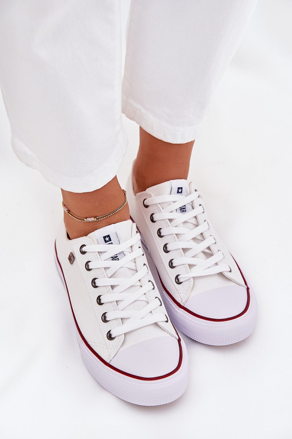  Tenişi model 216379 Step in style 