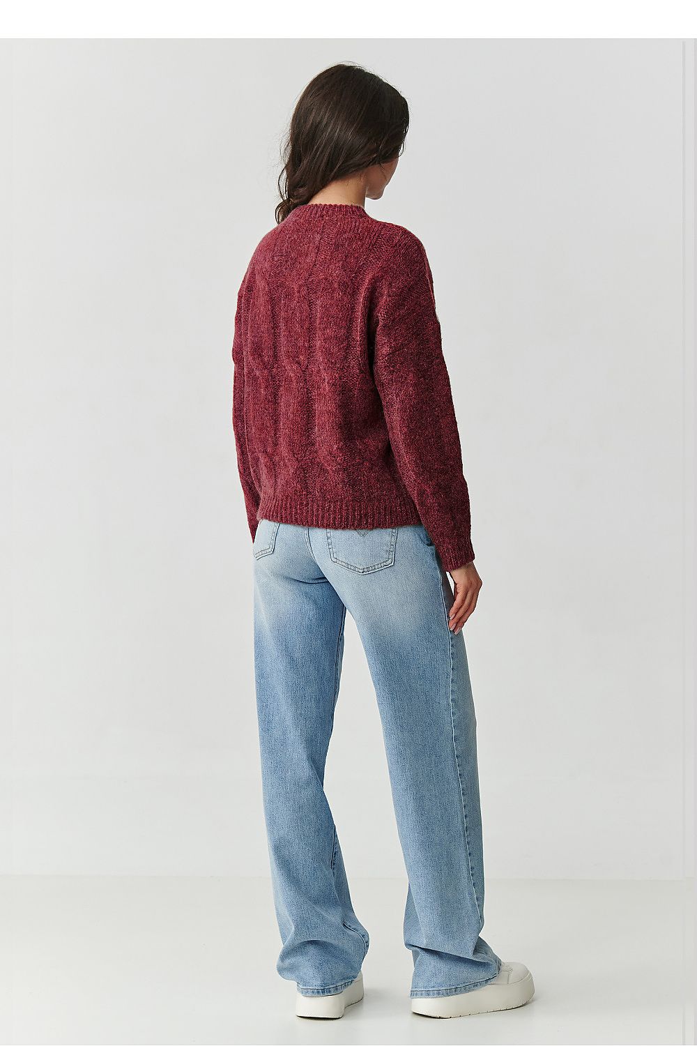  Pulover model 217359 Makadamia 