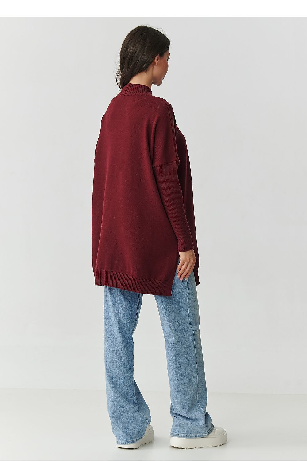  Pulover model 217404 Makadamia 