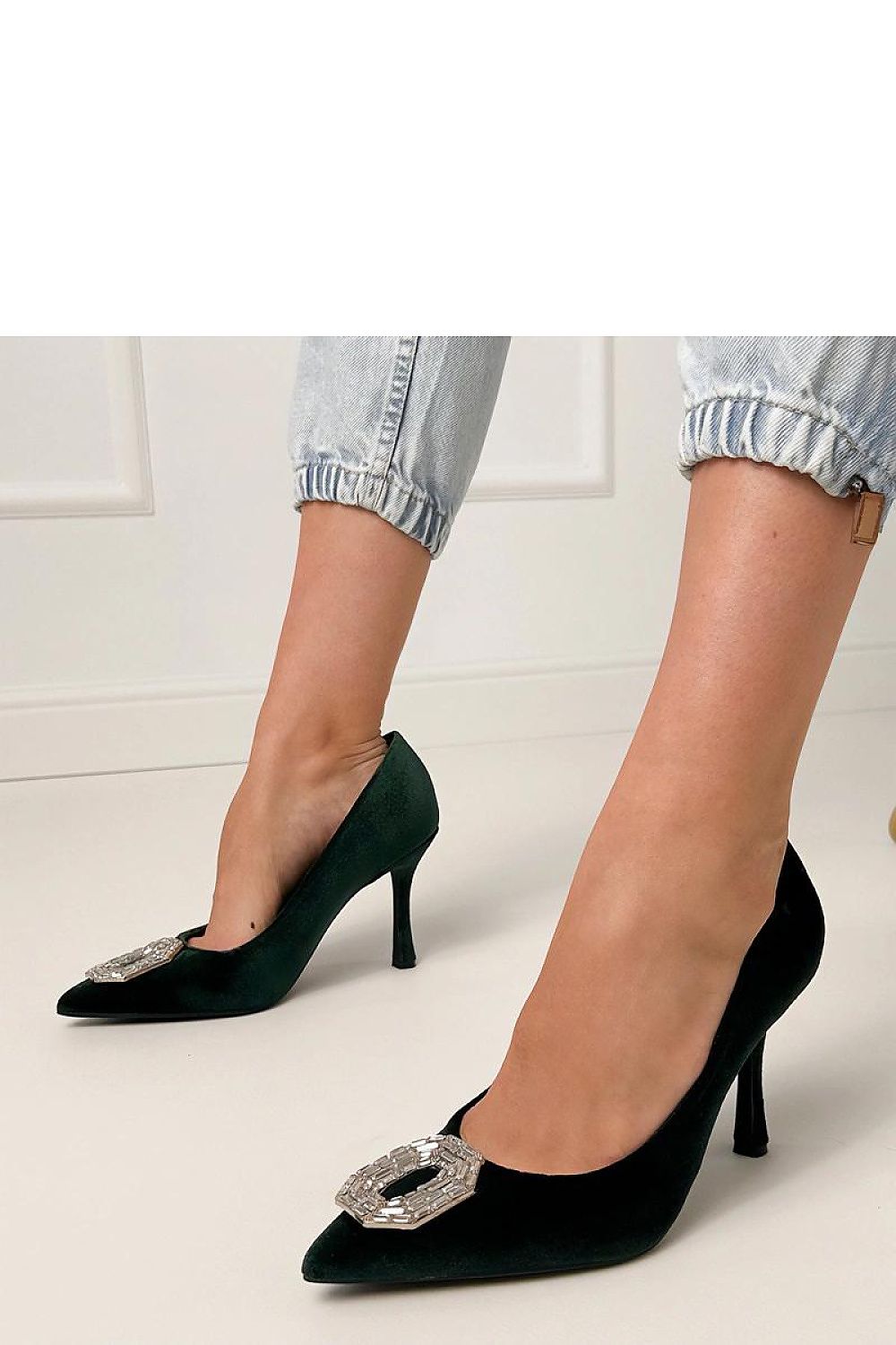  Pantofi cu toc subţire (stiletto) model 217660 Solea 