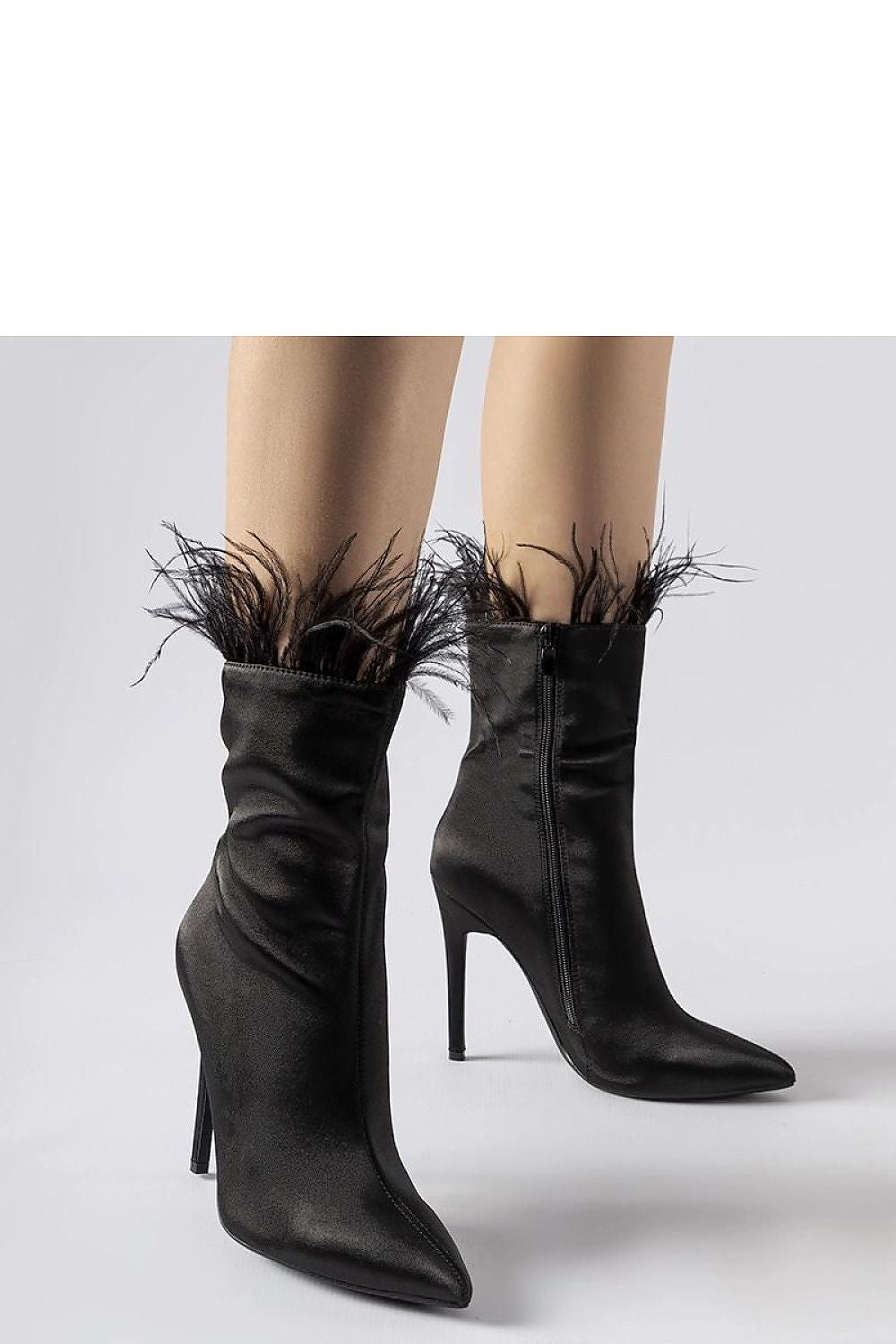  Botine cu toc model 217675 Solea 