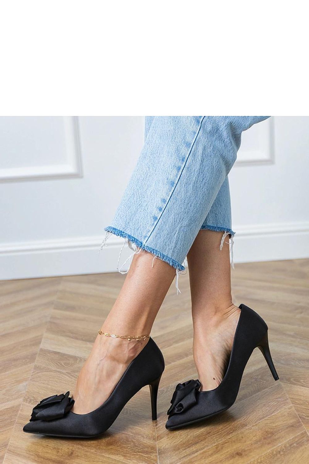  Pantofi cu toc subţire (stiletto) model 217682 Solea 