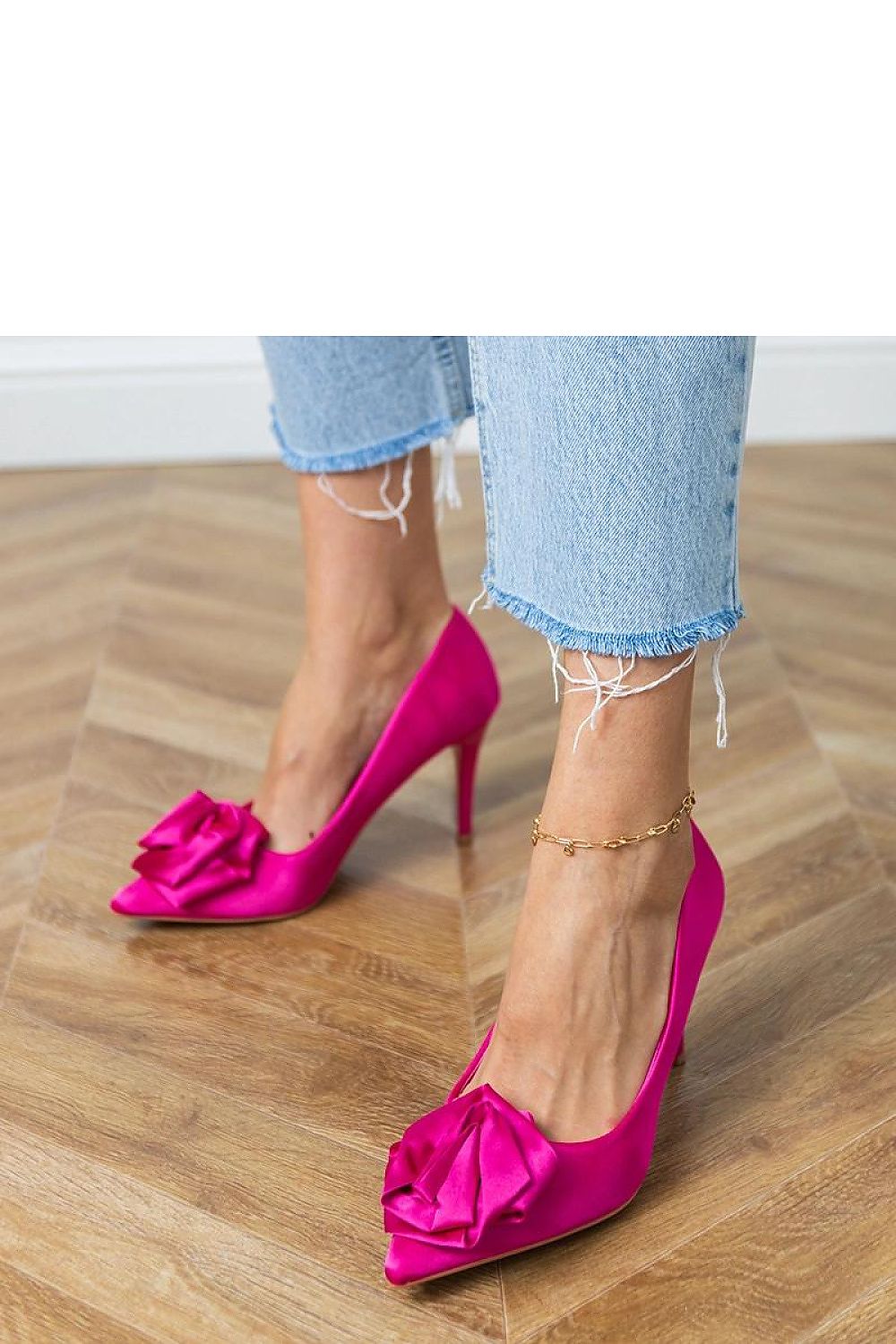  Pantofi cu toc subţire (stiletto) model 217684 Solea 