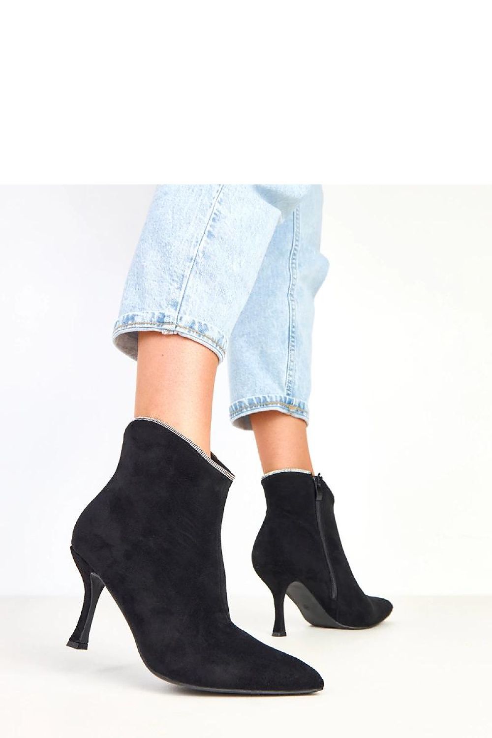  Botine cu toc model 217908 Solea 