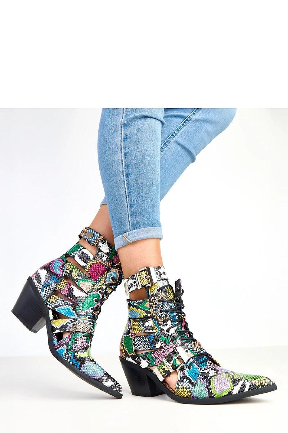  Botine cu toc model 217930 Solea 