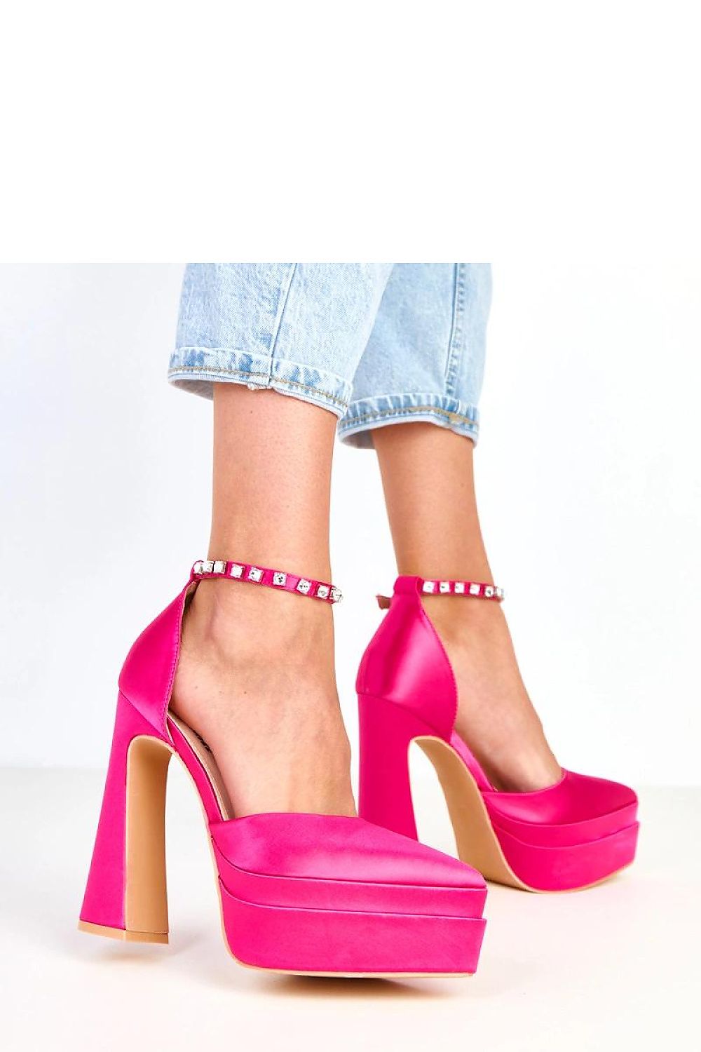  Pantofi cu toc simplu model 217937 Solea 