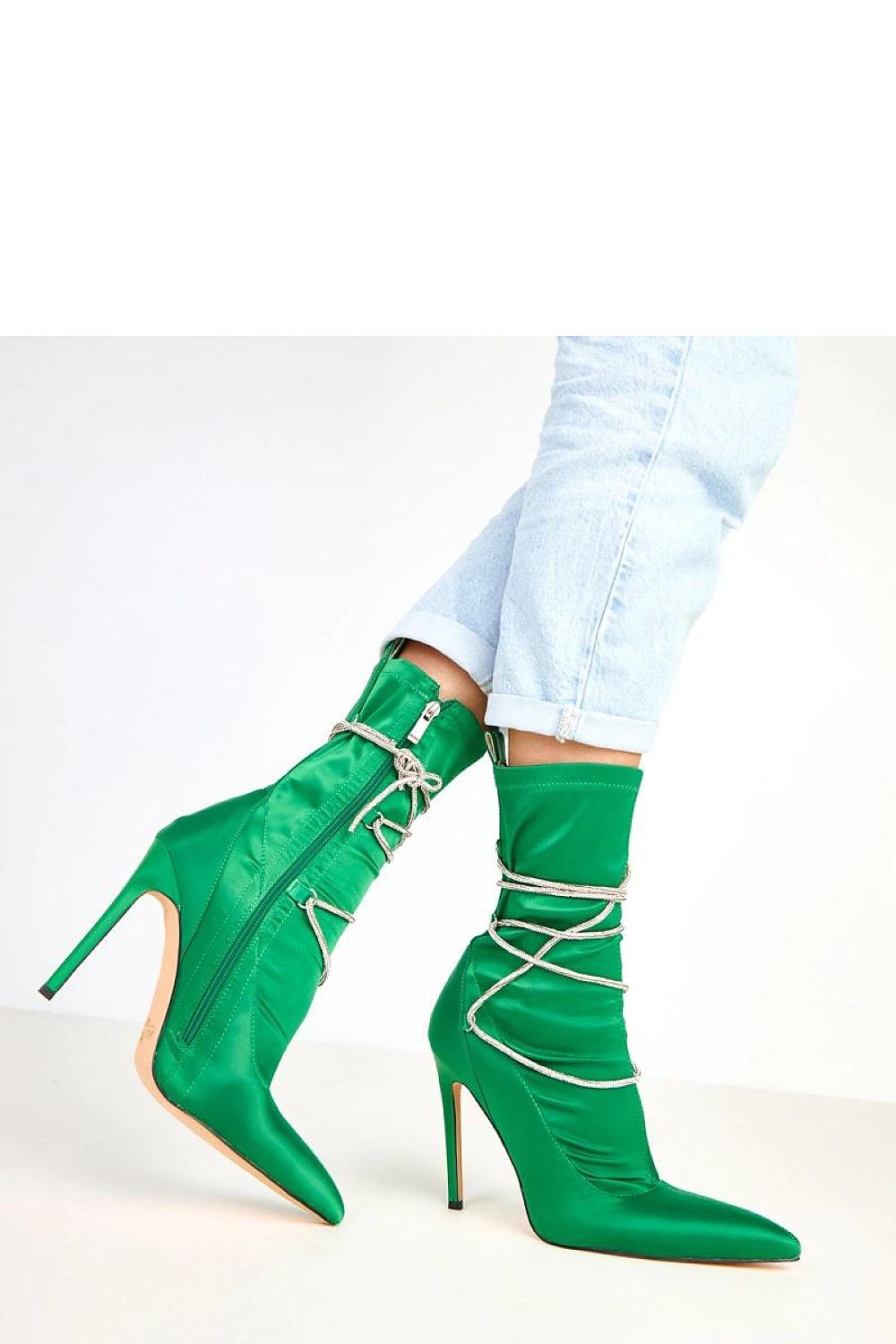 Botine cu toc model 217944 Solea 