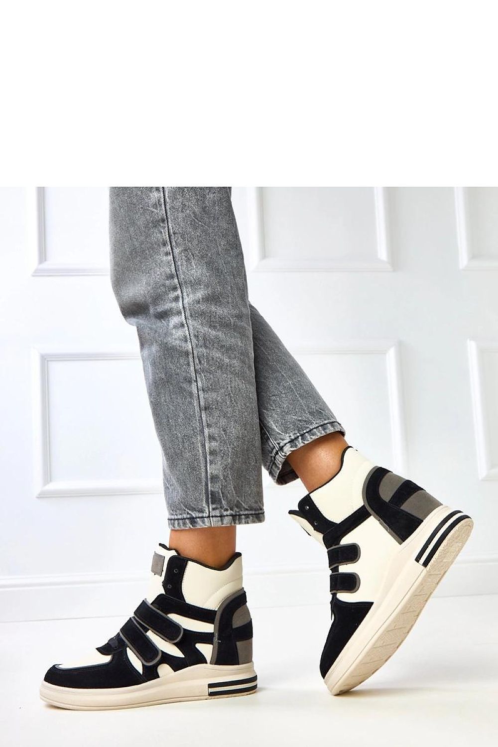  Adidași cu toc de tip platformă model 217956 Solea 