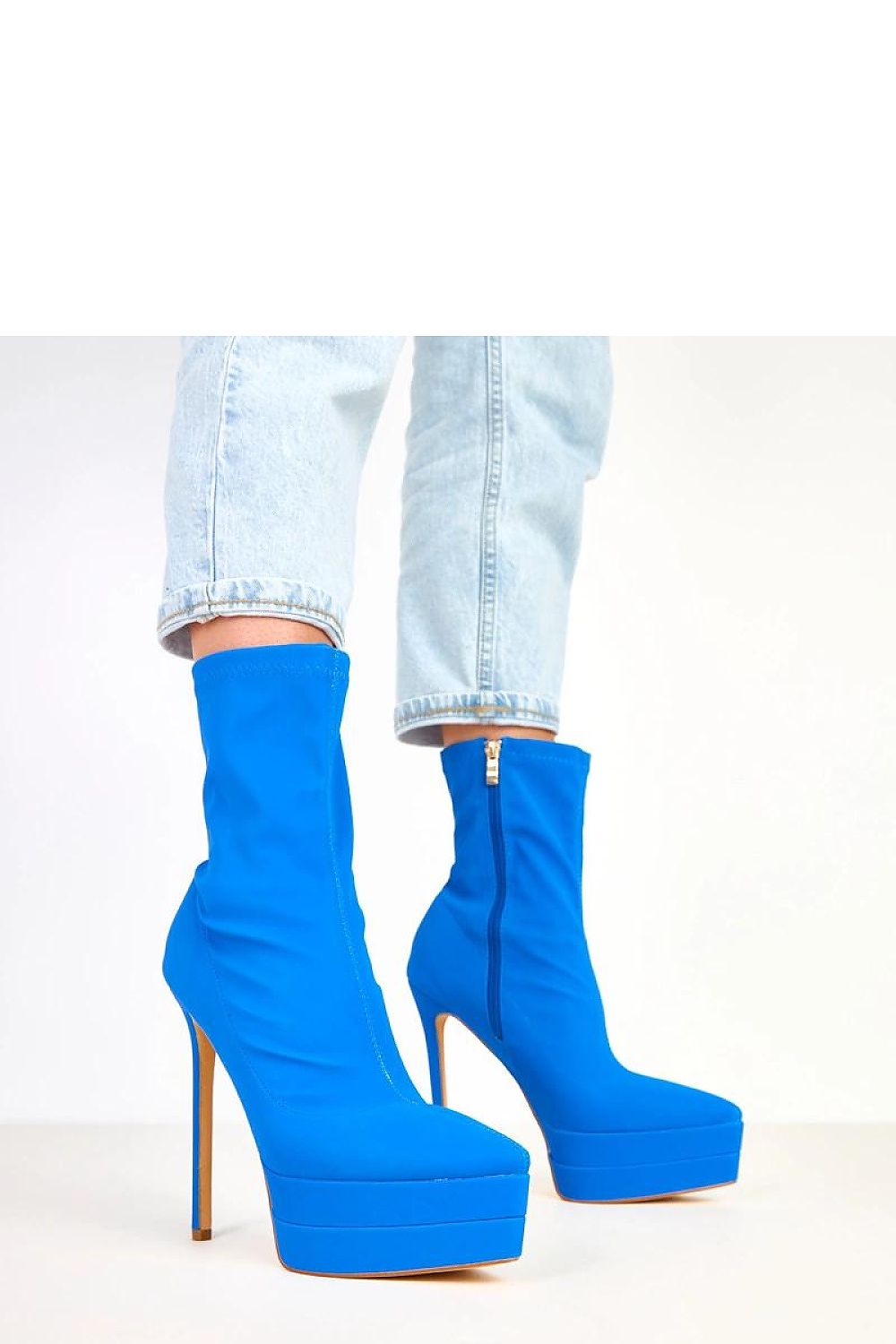  Botine cu toc model 217957 Solea 