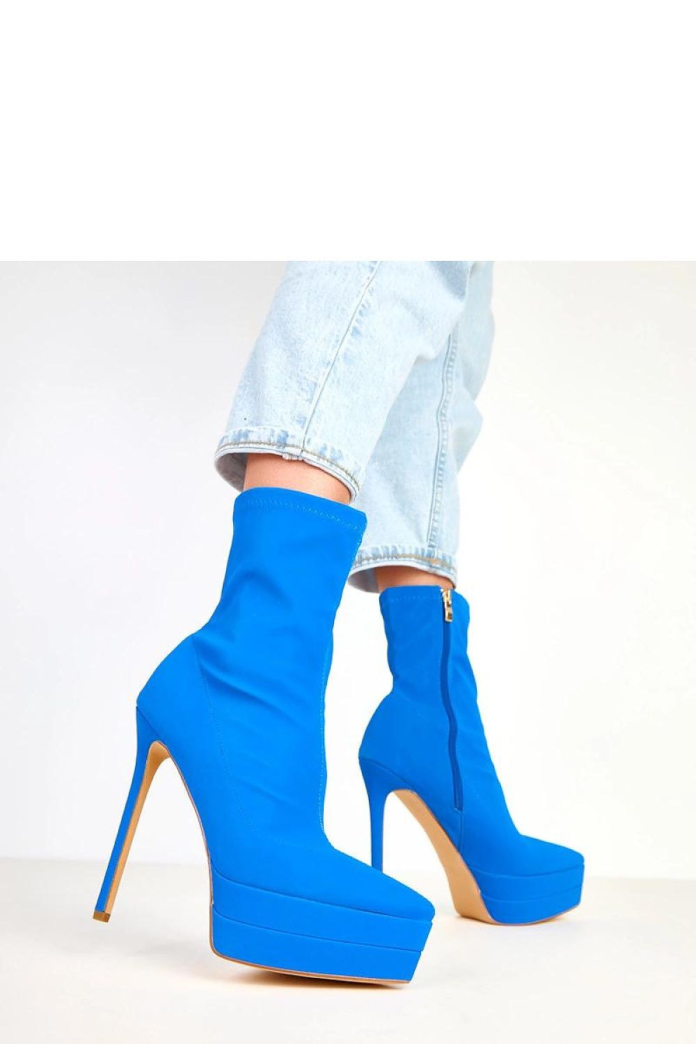  Botine cu toc model 217957 Solea 