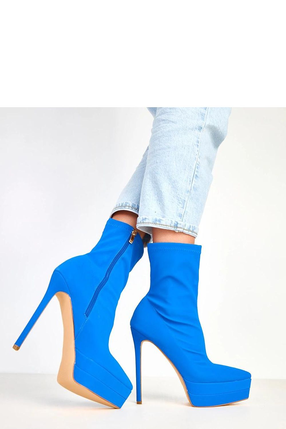  Botine cu toc model 217957 Solea 