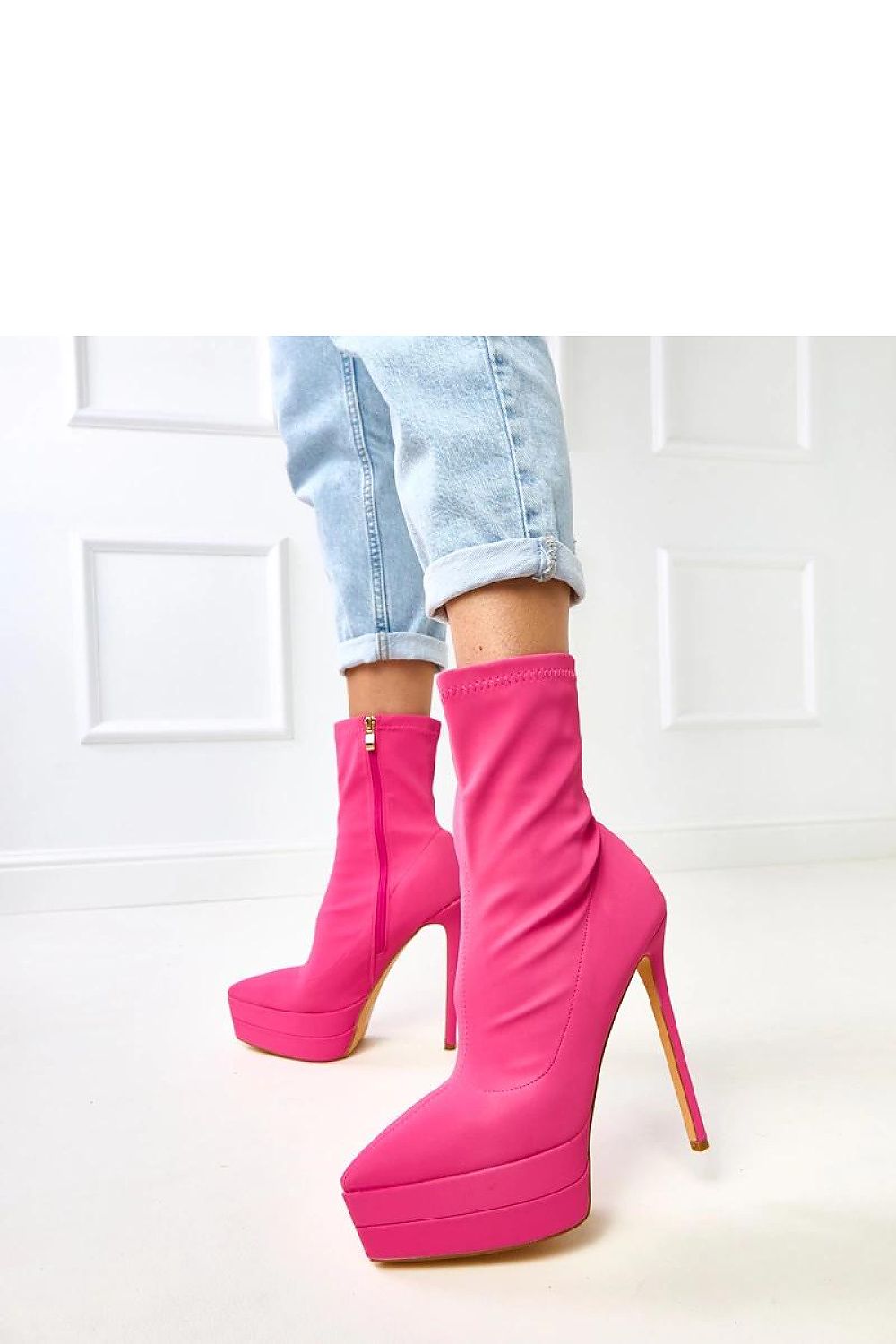  Botine cu toc model 217958 Solea 