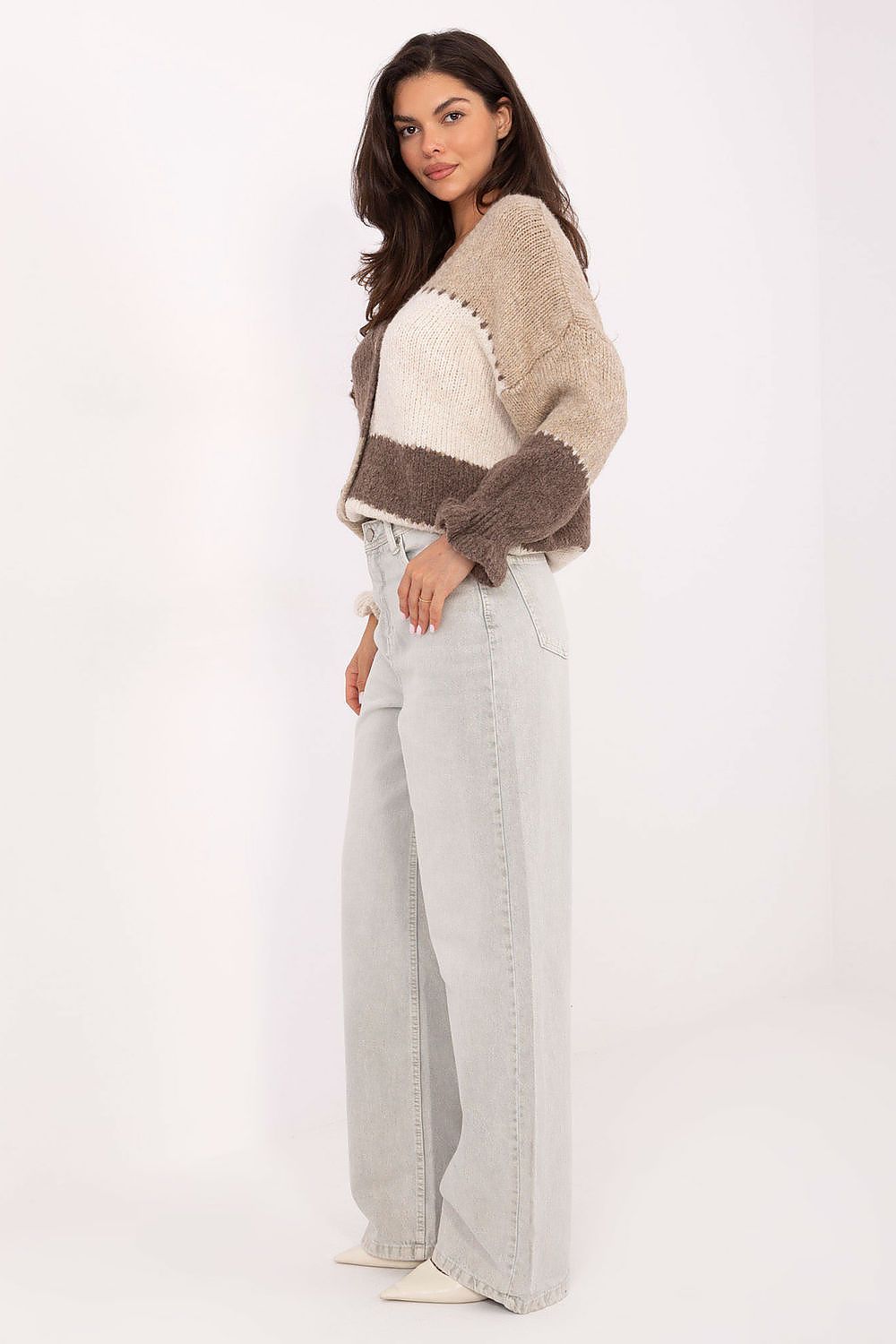  Jeanşi model 218200 Sublevel 