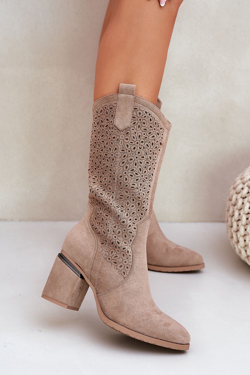 Cizme perforate model 218494 Step in style 