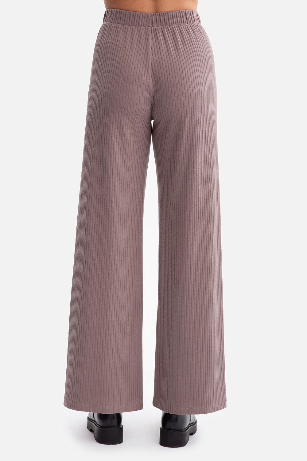  Pantaloni de damă model 218662 BeWear 